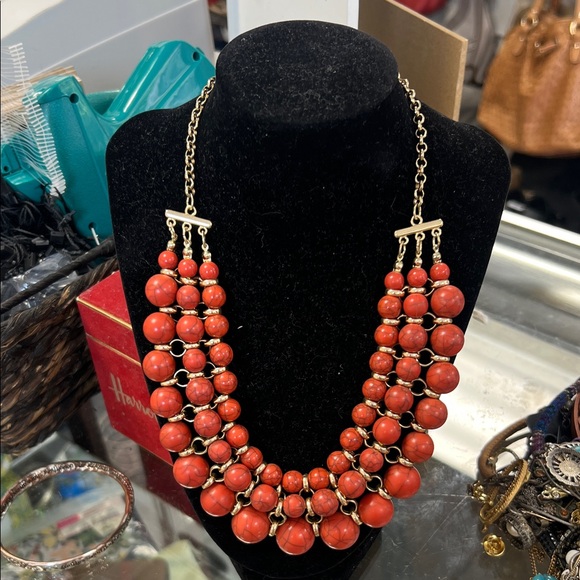 Vintage Necklace Coral Orange Lucite Beaded  Boho Necklace - Picture 1 of 3